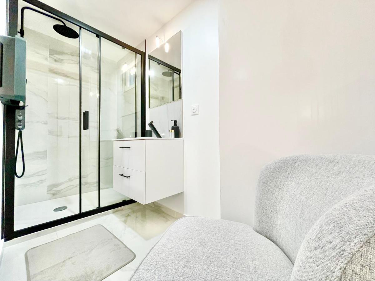 Le Rosacker - Proche Centre Ville Et Gare - Terrasse - Parking Gratuit 2 Places - 2 Chambres - 2 Salles De Bain - Netflix Colmar Buitenkant foto